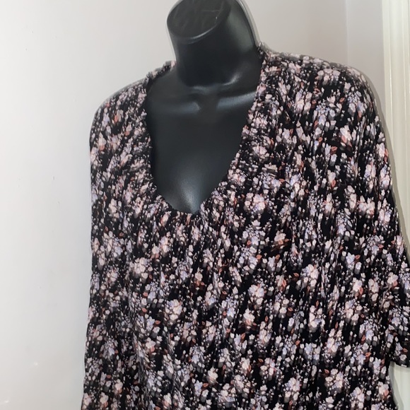 Blouse - Picture 7 of 7